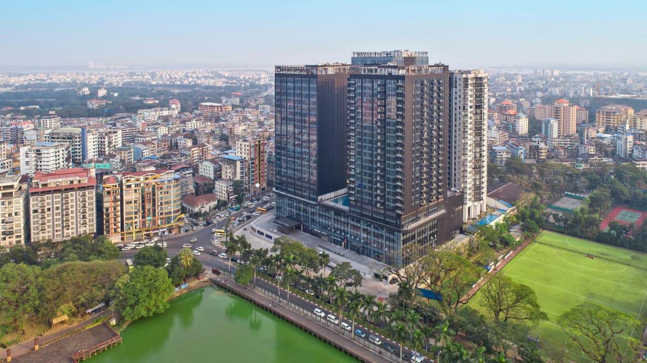 Готель Wyndham Grand Янгон Екстер'єр фото